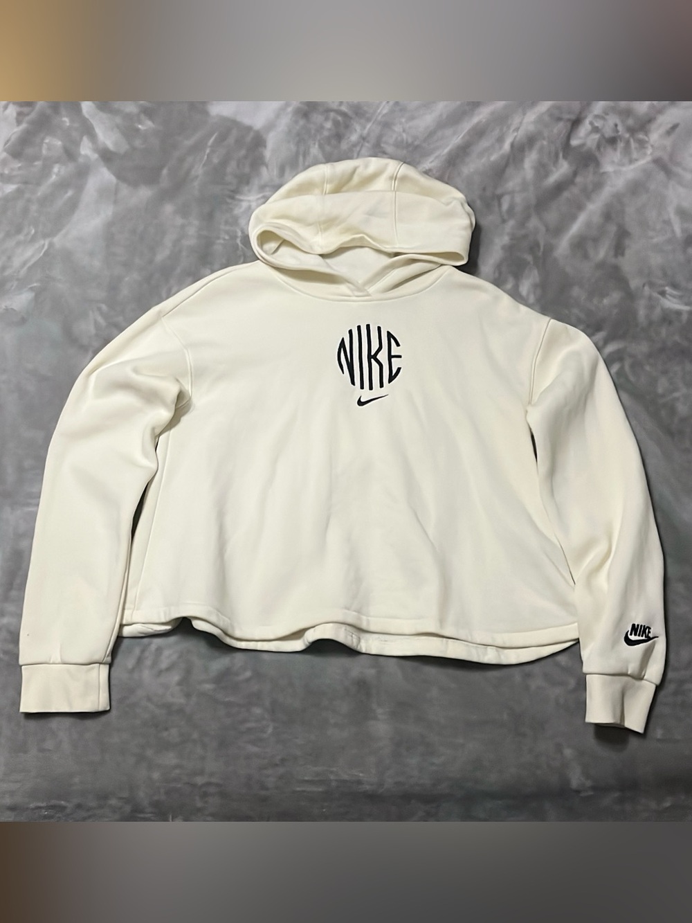 Nike Women's Cream Graphic Pullover Hoodie Sweatshirt Size XL Logo